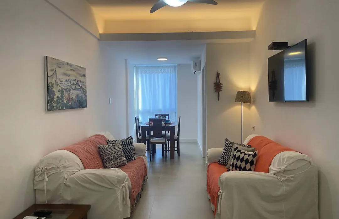 Ótima localização a 2 quadras da praia!Amei-1